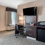 Clarion Inn & Suites Atlanta Downtown